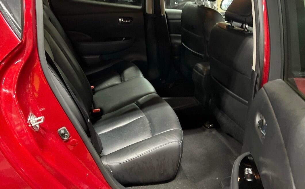 Used Nissan Leaf 2018 for sale - 77550151: Photo 2