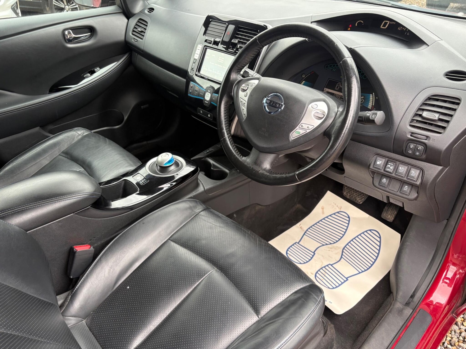 Used Nissan Leaf 2018 for sale - 77550151: Photo 8