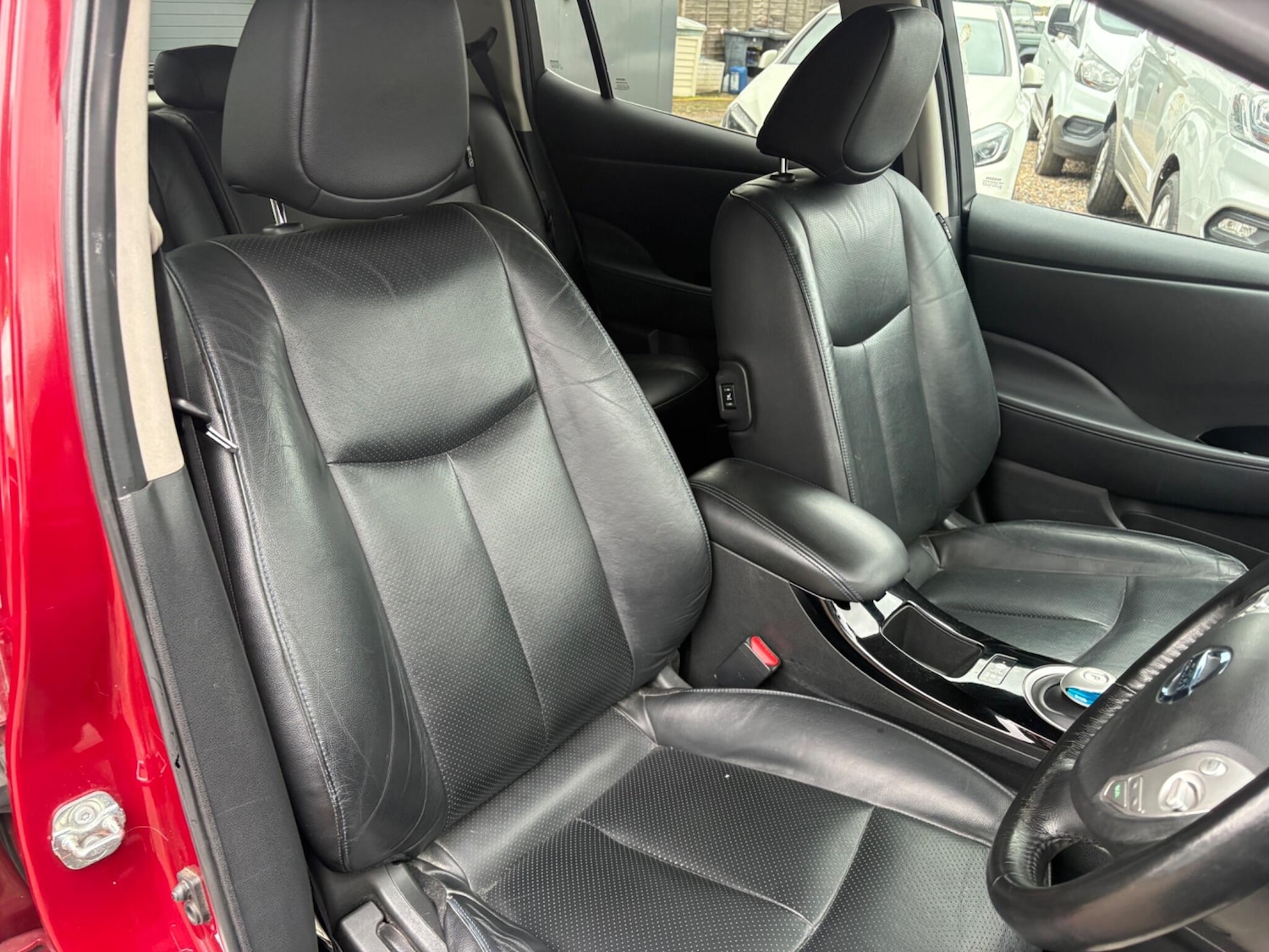 Used Nissan Leaf 2018 for sale - 77550151: Photo 9