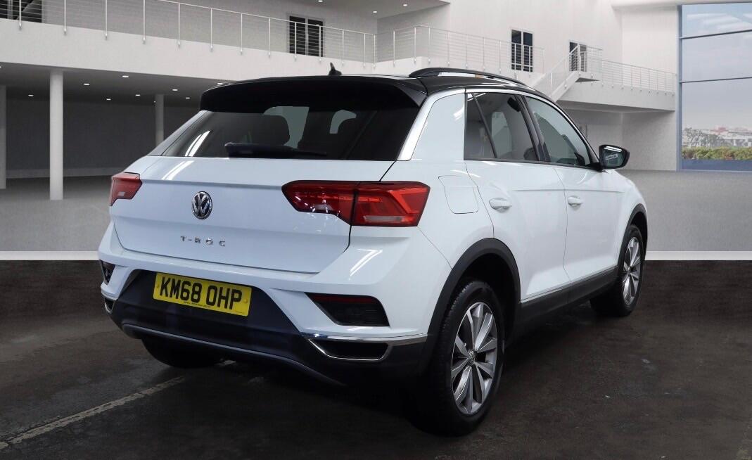 Used Volkswagen T-Roc 2018 for sale - 77586864: Photo 2