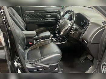 Used Mitsubishi Outlander 2016 for sale - 78609541: Photo