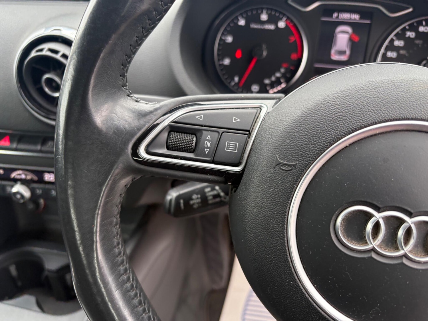 Used Audi A3 2014 for sale - 76989306: Photo 11