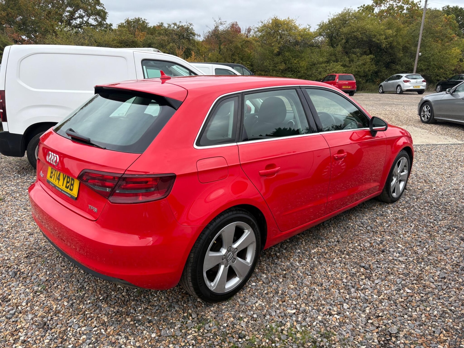 Used Audi A3 2014 for sale - 76989306: Photo 2