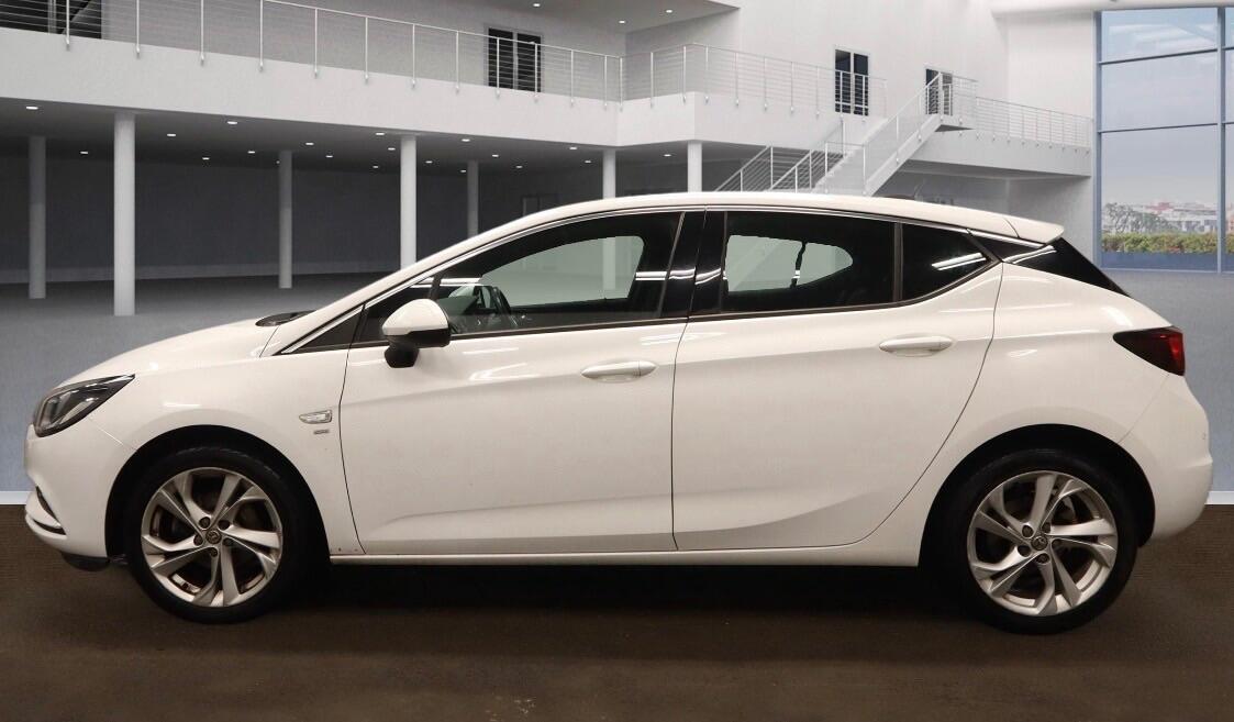 Used Vauxhall Astra 2016 for sale - 77498236: Photo 2