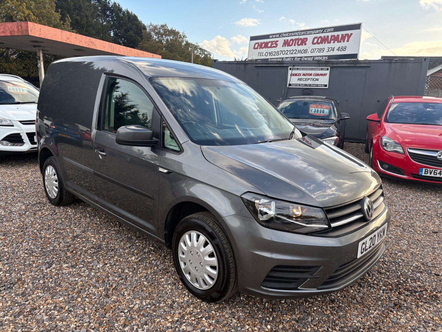 Used Volkswagen Caddy 2020 for sale - 76572137: Photo 1