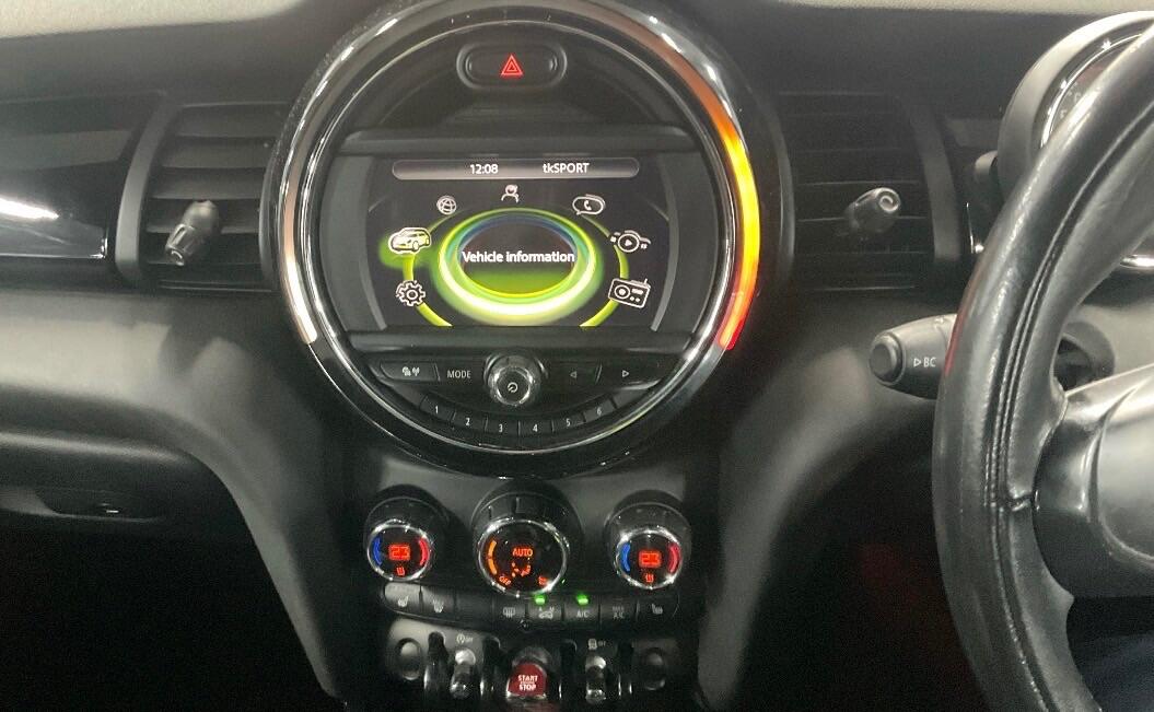 Used MINI Convertible 2016 for sale - 77345159: Photo 5