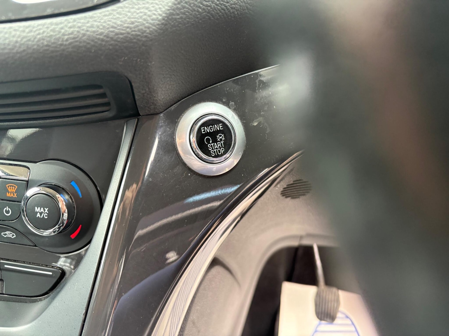 Used Ford Kuga 2015 for sale - 76572063: Photo 23