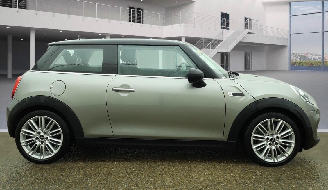 Used MINI Hatch 2018 for sale - 77331081: Photo 5