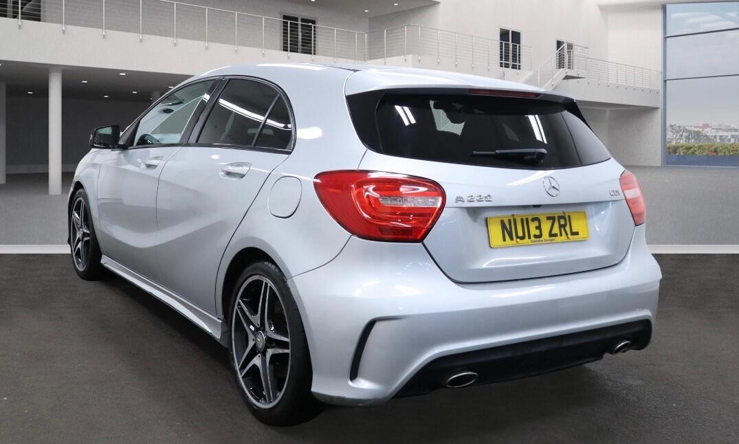 Used Mercedes-Benz A-Class 2013 for sale - 76942638: Photo 4