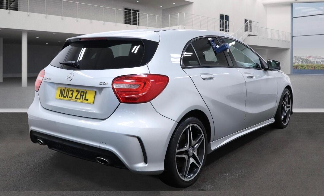 Used Mercedes-Benz A-Class 2013 for sale - 76942638: Photo 5