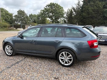 Used Skoda Octavia 2018 for sale - 79859886: Photo