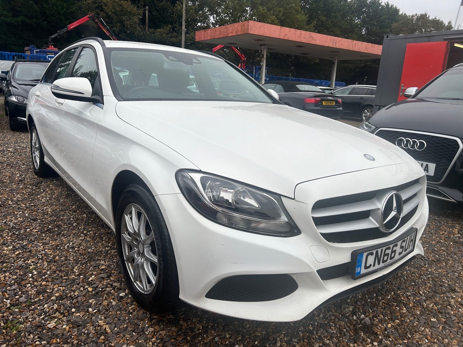 Used Mercedes-Benz C Class 2016 for sale - 76572075: Photo 1
