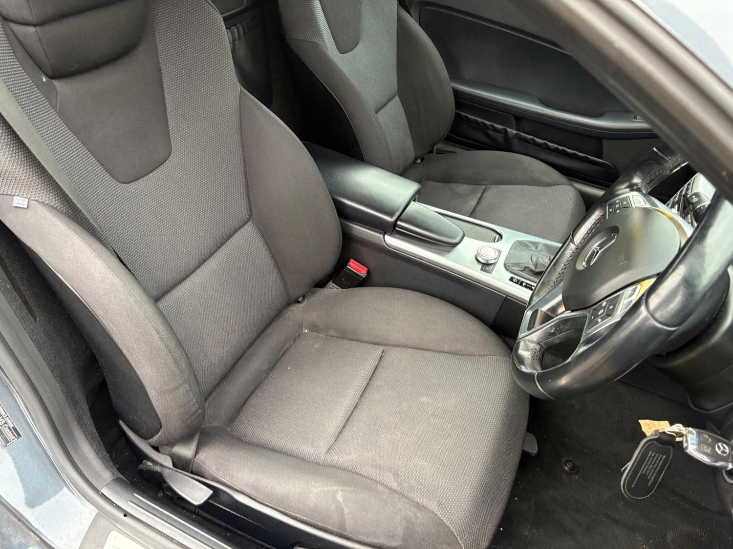 Used Mercedes-Benz SLK 2014 for sale - 77155332: Photo 11