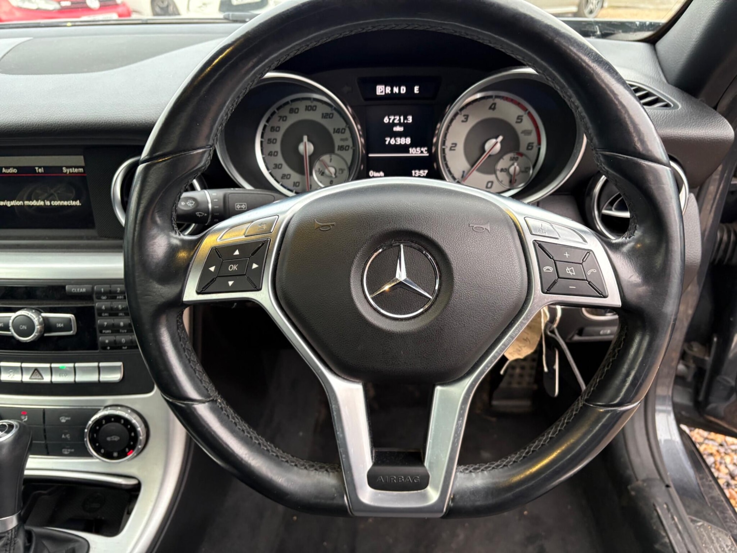 Used Mercedes-Benz SLK 2014 for sale - 77155332: Photo 12