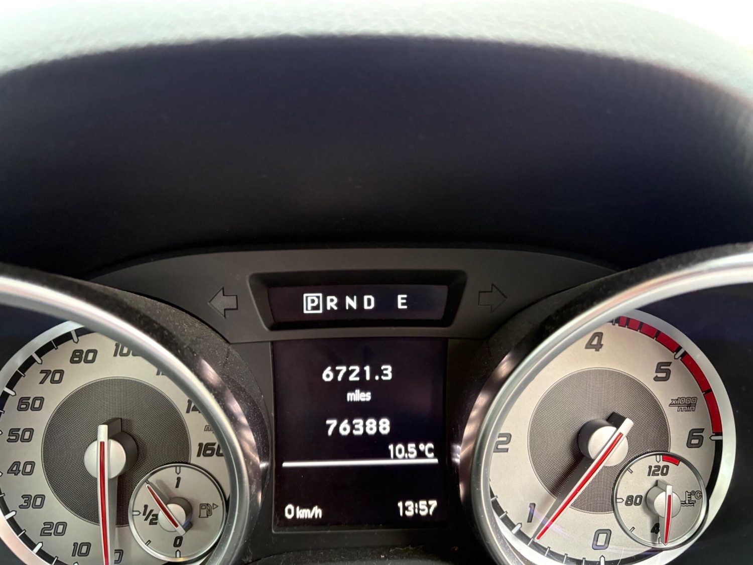 Used Mercedes-Benz SLK 2014 for sale - 77155332: Photo 14