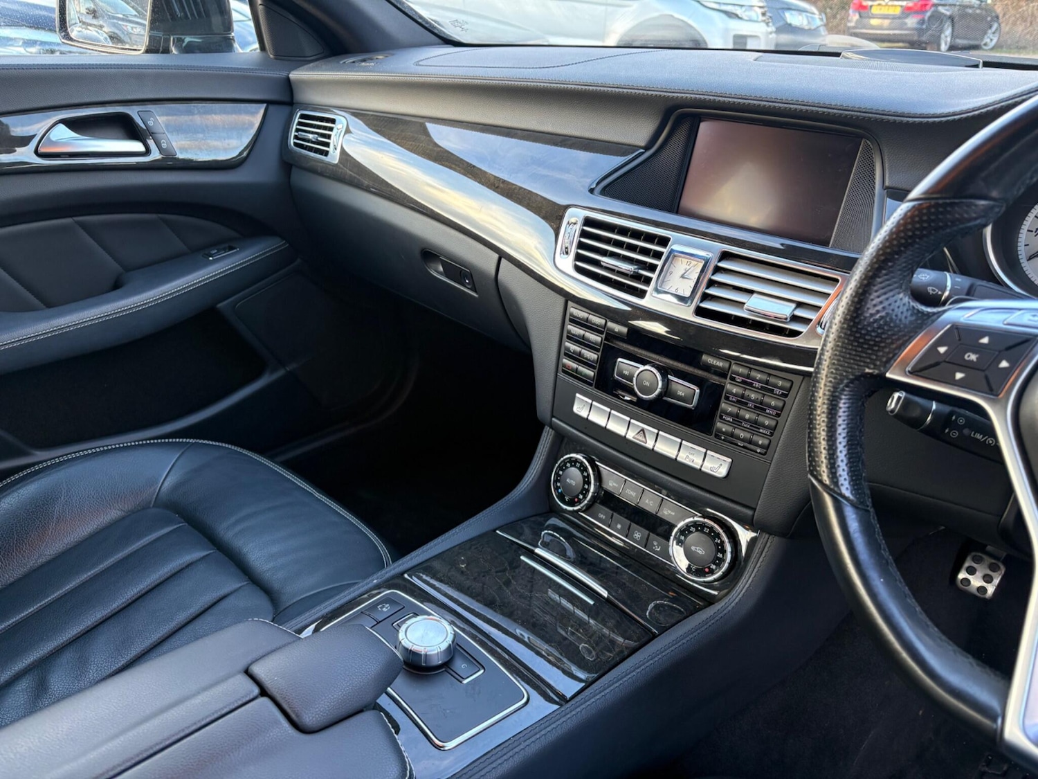 Used Mercedes-Benz CLS for sale - 77266600: Photo 11