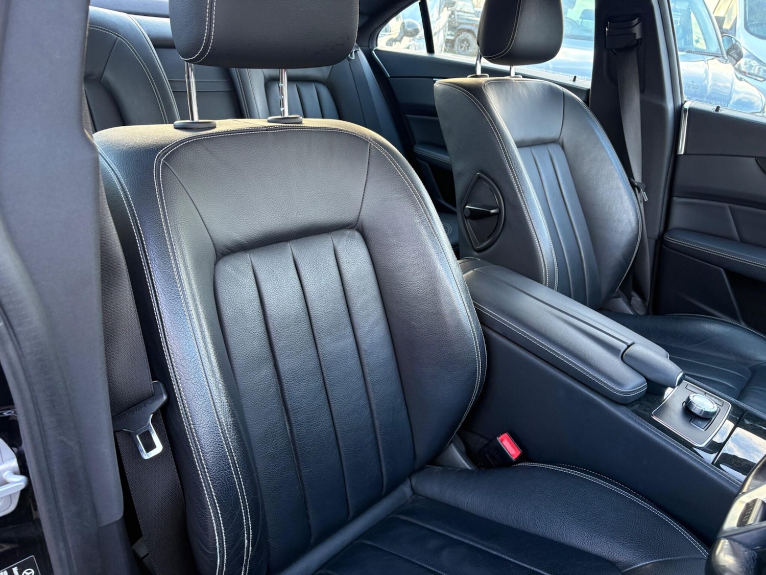 Used Mercedes-Benz CLS for sale - 77266600: Photo 3