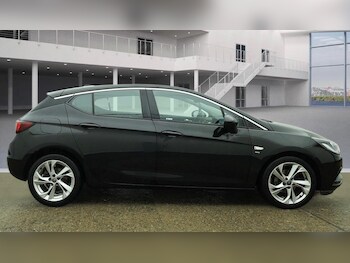 Used Vauxhall Astra 2018 for sale - 77696706: Photo