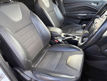 Used Ford Kuga 2015 for sale - 76572060: Photo