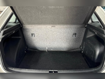 Used Skoda Rapid Spaceback 2014 for sale - 77156086: Photo