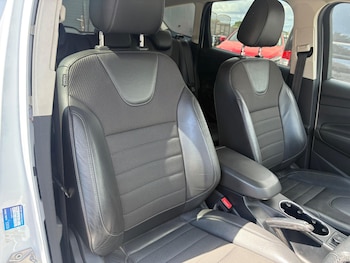 Used Ford Kuga 2016 for sale - 79396386: Photo