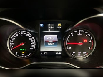 Used Mercedes-Benz GLC 2017 for sale - 77658434: Photo