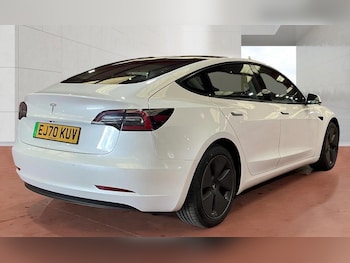 Used Tesla Model 3 2020 for sale - 79093801: Photo
