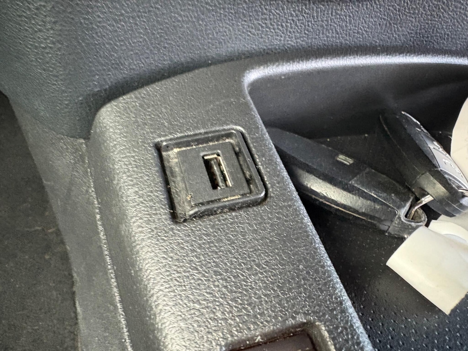 Used Nissan Leaf 2017 for sale - 76700757: Photo 33