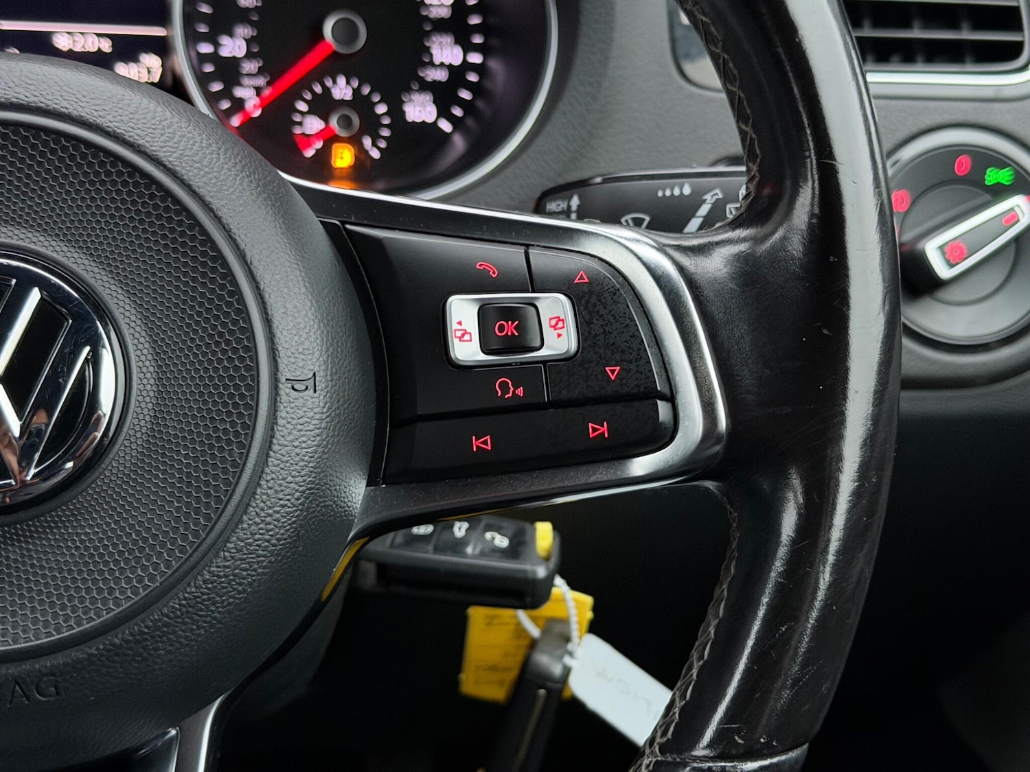 Used Volkswagen Polo 2017 for sale - 77457443: Photo 32