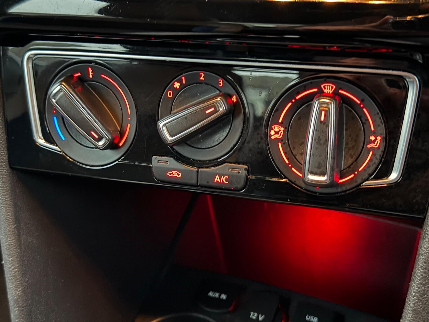 Used Volkswagen Polo 2017 for sale - 77457443: Photo 37