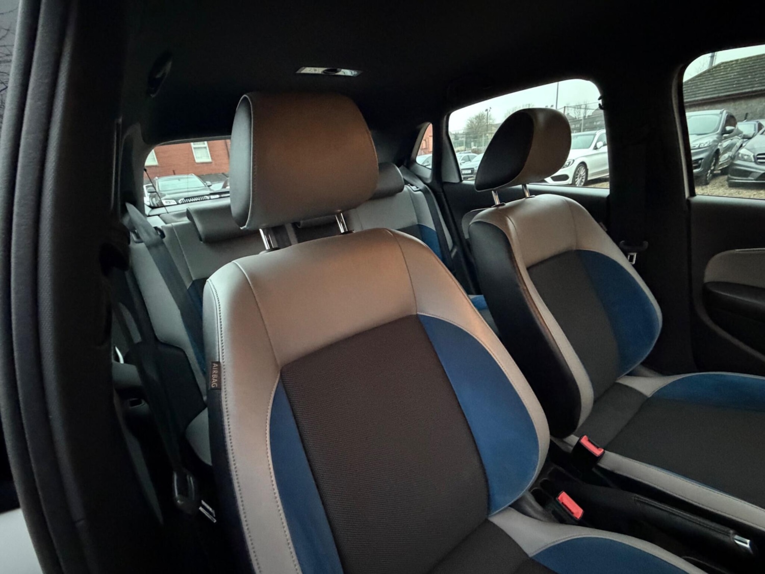 Used Volkswagen Polo 2017 for sale - 77457443: Photo 44