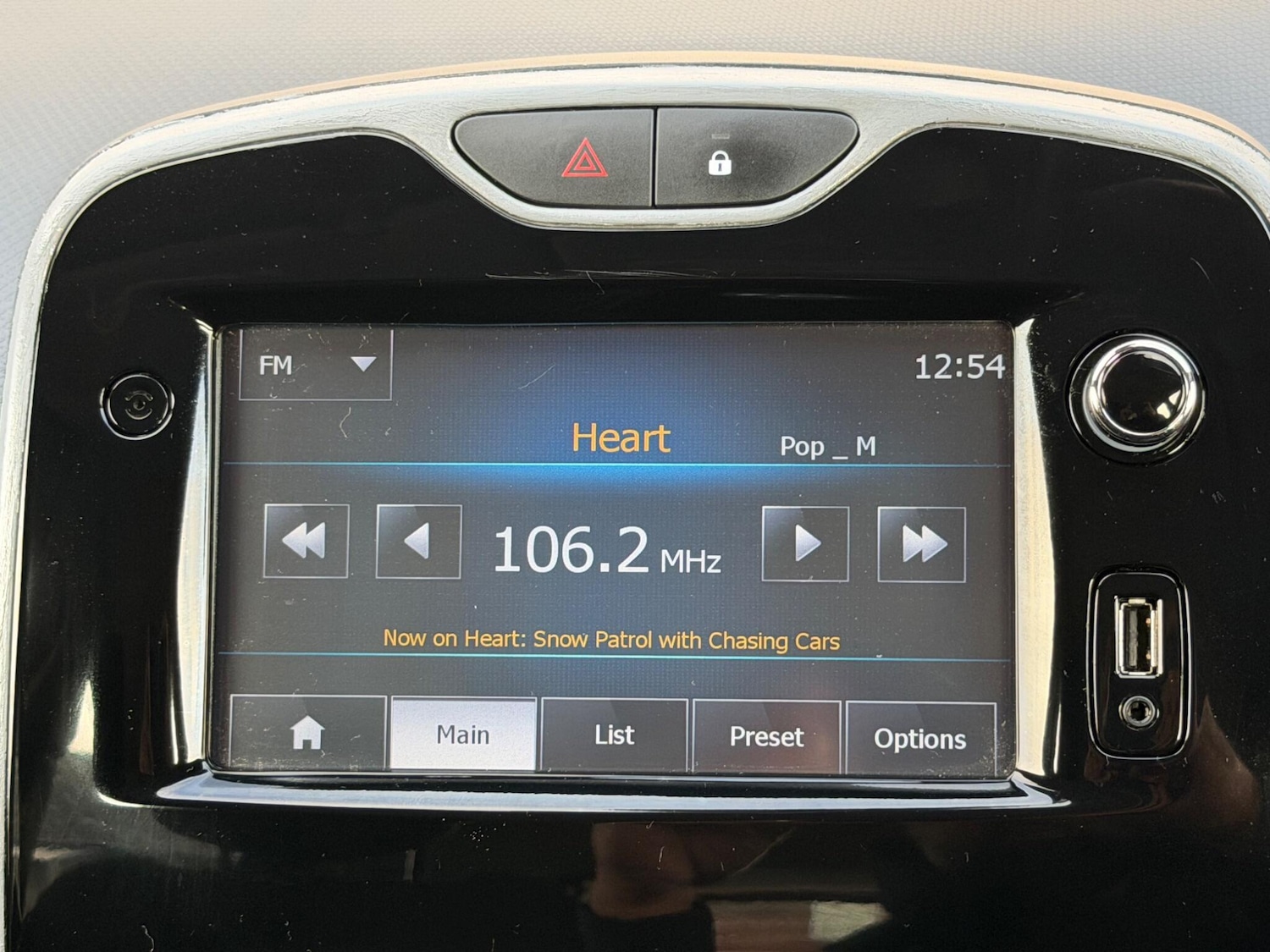 Used Renault Clio 2015 for sale - 77457444: Photo 34