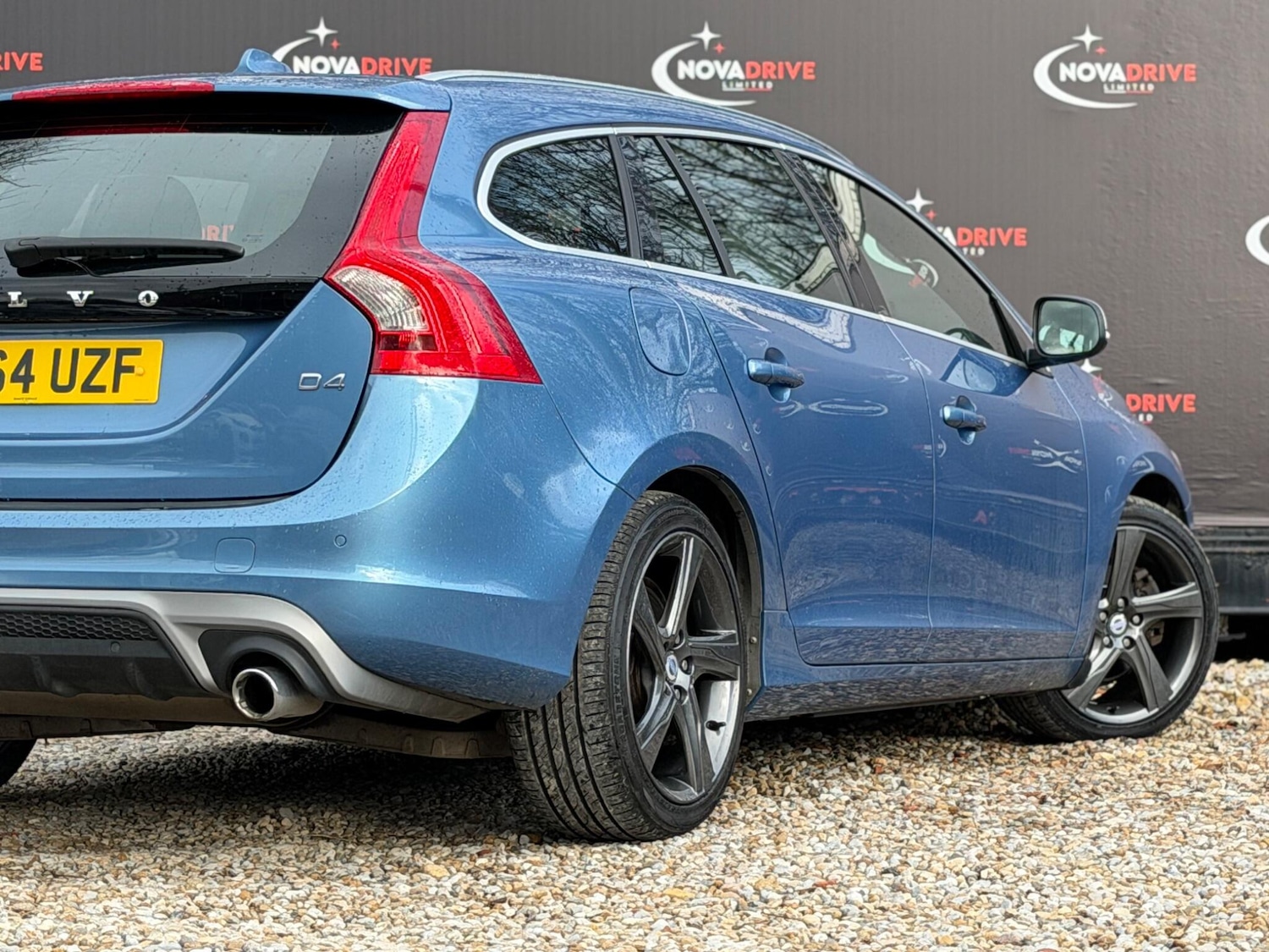 Used Volvo V60 2014 for sale - 77457461: Photo 12