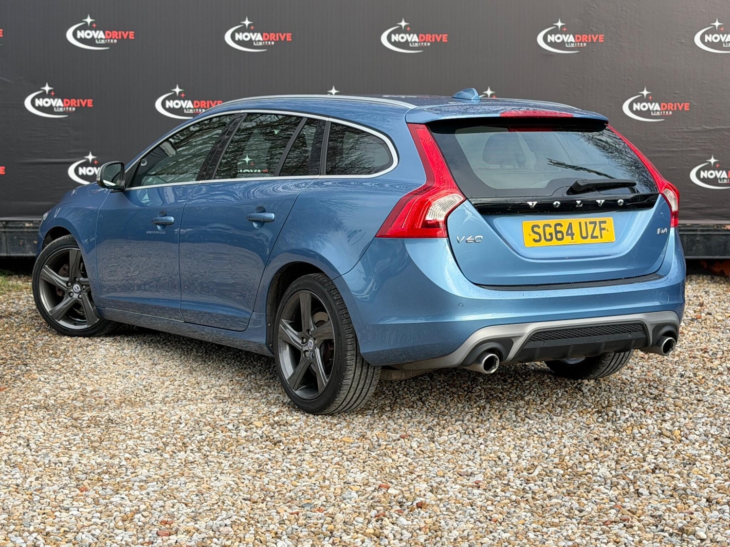 Used Volvo V60 2014 for sale - 77457461: Photo 15