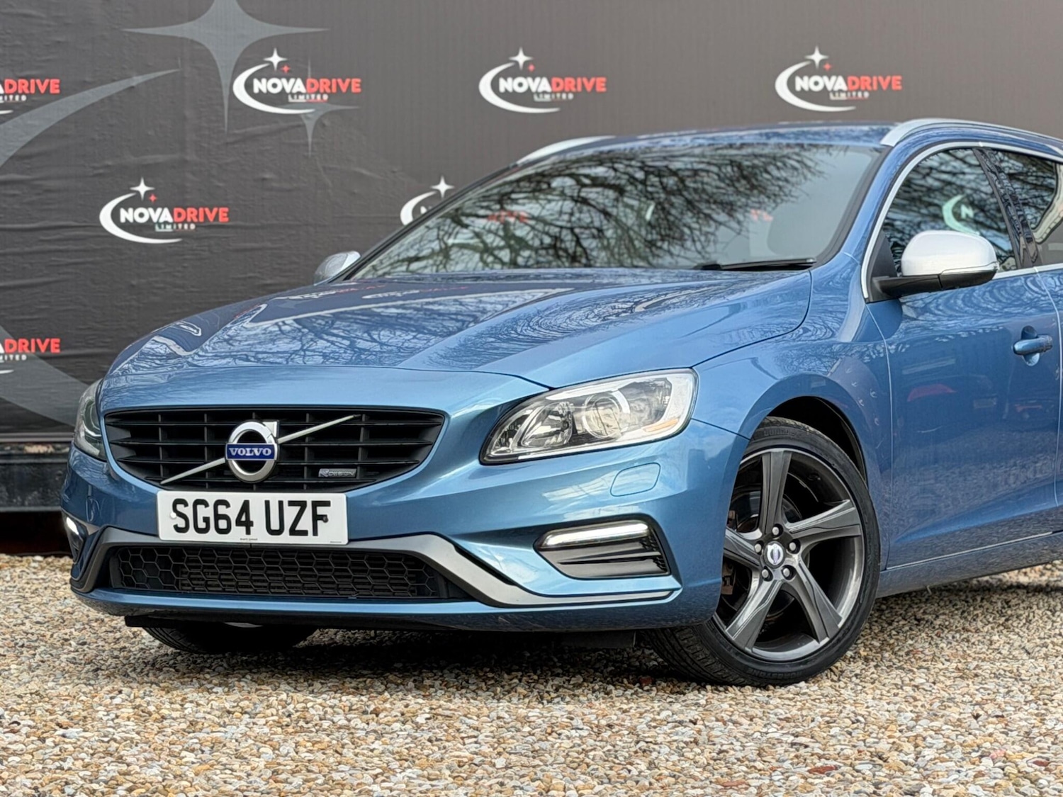 Used Volvo V60 2014 for sale - 77457461: Photo 3