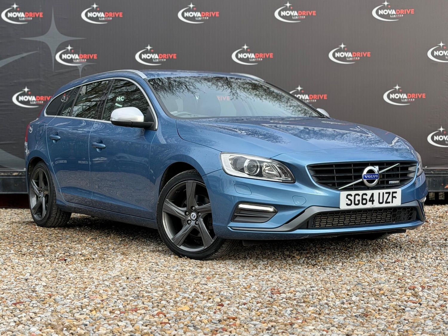 Used Volvo V60 2014 for sale - 77457461: Photo 6
