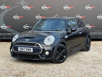 Used MINI Hatch 2017 for sale - 77457457: Photo