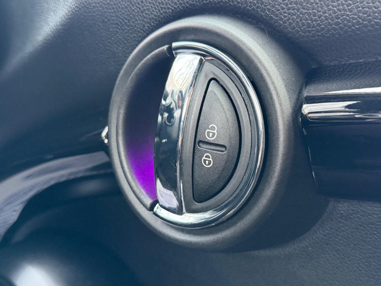 Used MINI Hatch 2017 for sale - 77457457: Photo 28