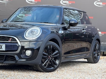 Used MINI Hatch 2017 for sale - 77457457: Photo