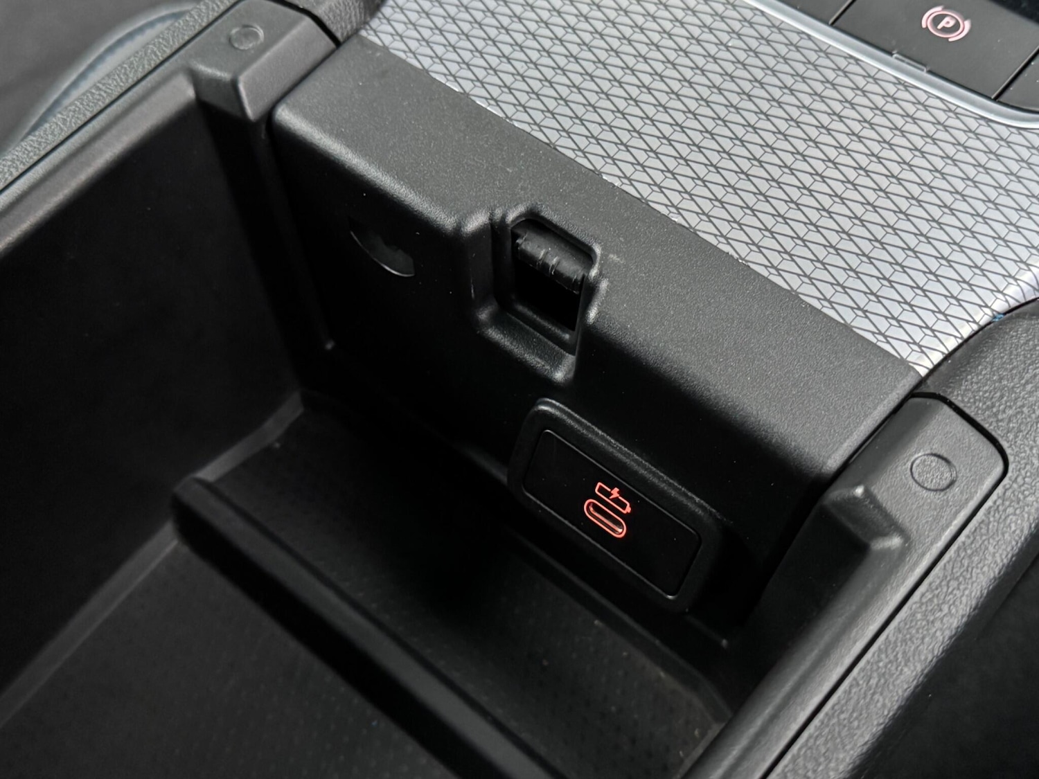 Used BMW 3 Series 2023 for sale - 76423973: Photo 35