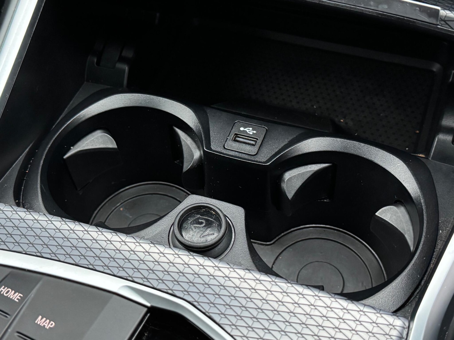 Used BMW 3 Series 2023 for sale - 76423973: Photo 37