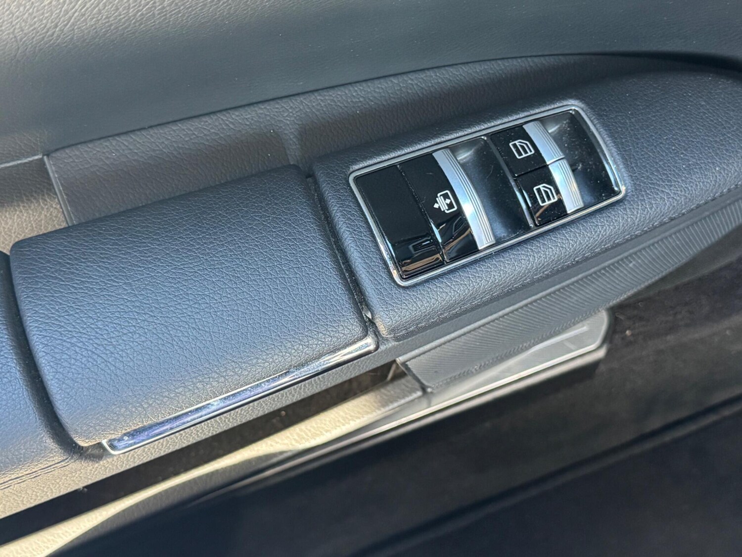 Used Mercedes-Benz S Class 2011 for sale - 77457469: Photo 55