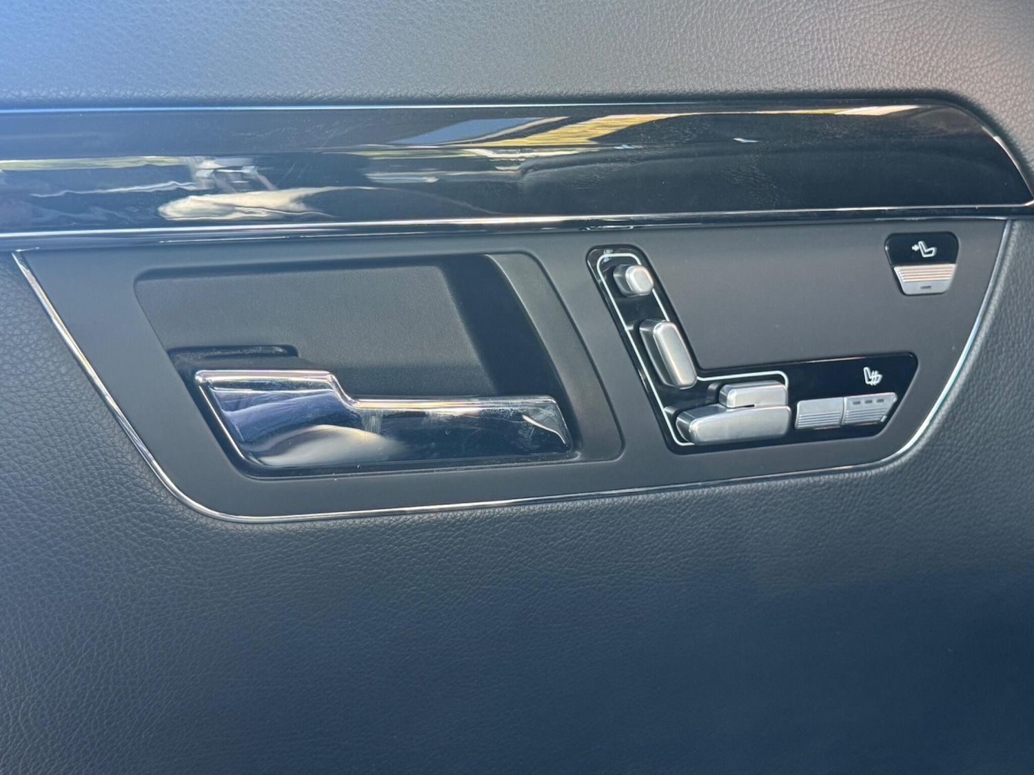 Used Mercedes-Benz S Class 2011 for sale - 77457469: Photo 56