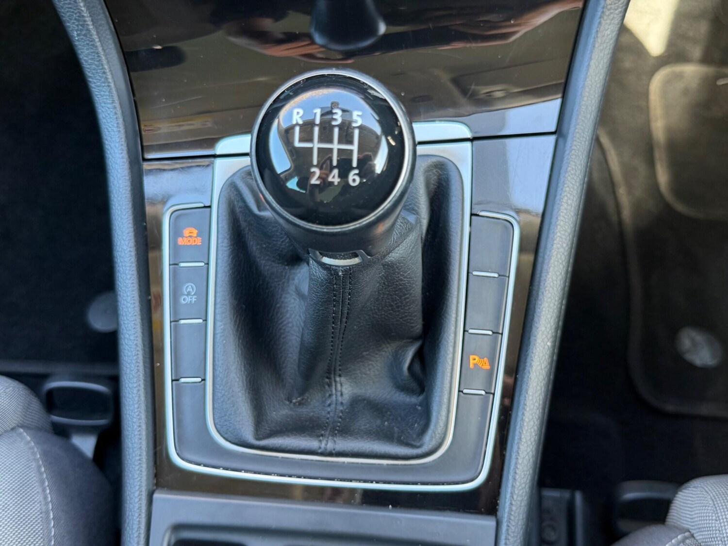 Used Volkswagen Golf 2017 for sale - 78220661: Photo 38