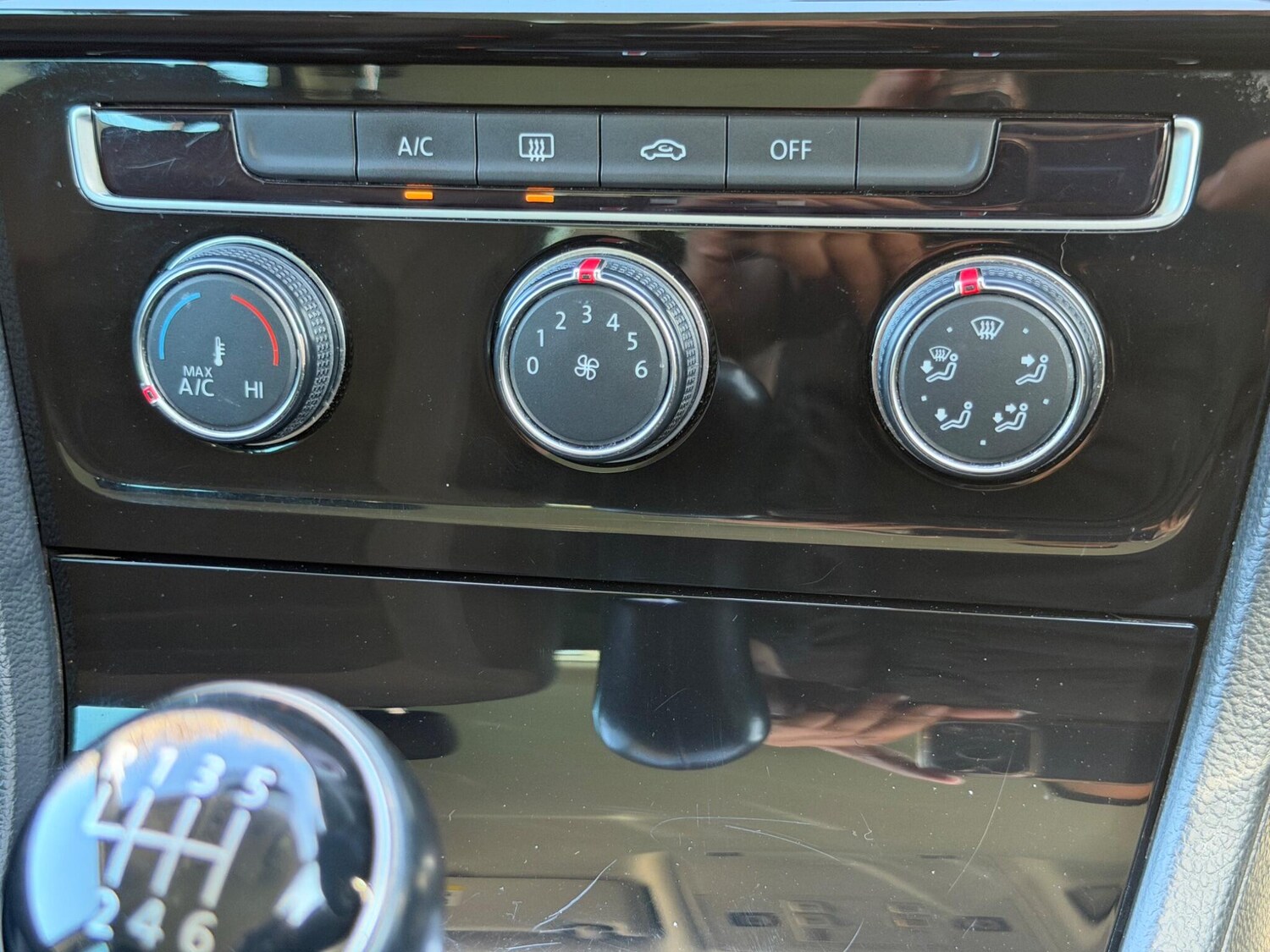 Used Volkswagen Golf 2017 for sale - 78220661: Photo 40