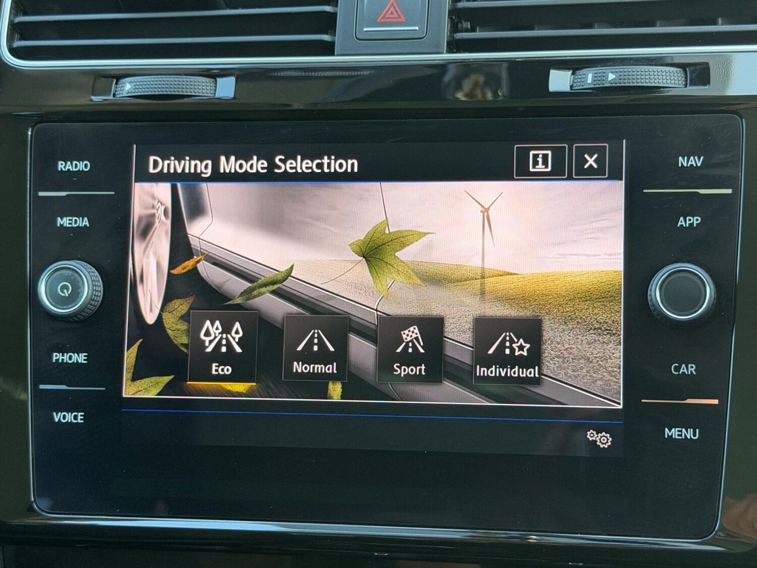 Used Volkswagen Golf 2017 for sale - 78220661: Photo 46