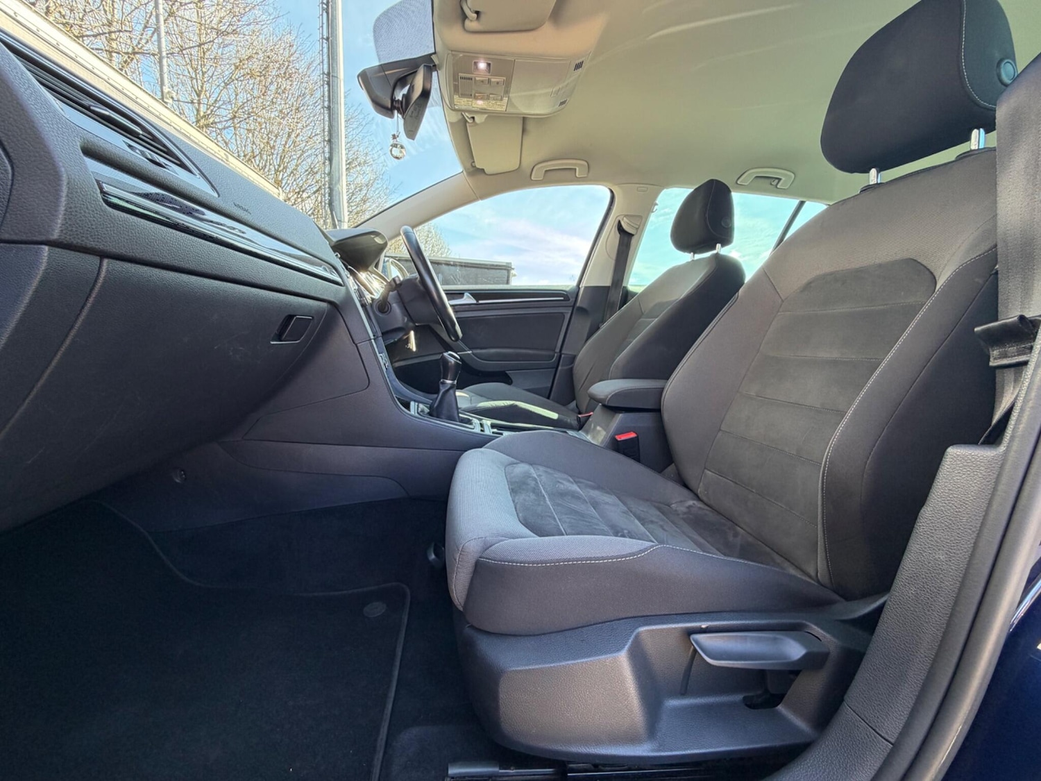 Used Volkswagen Golf 2017 for sale - 78220661: Photo 51