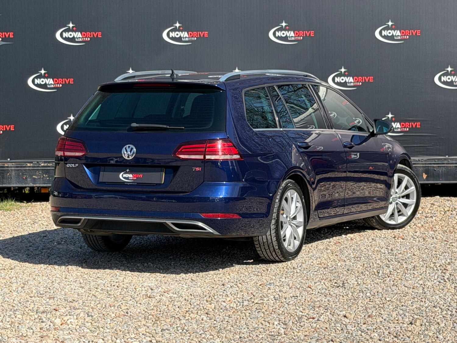 Used Volkswagen Golf 2017 for sale - 78220661: Photo 9