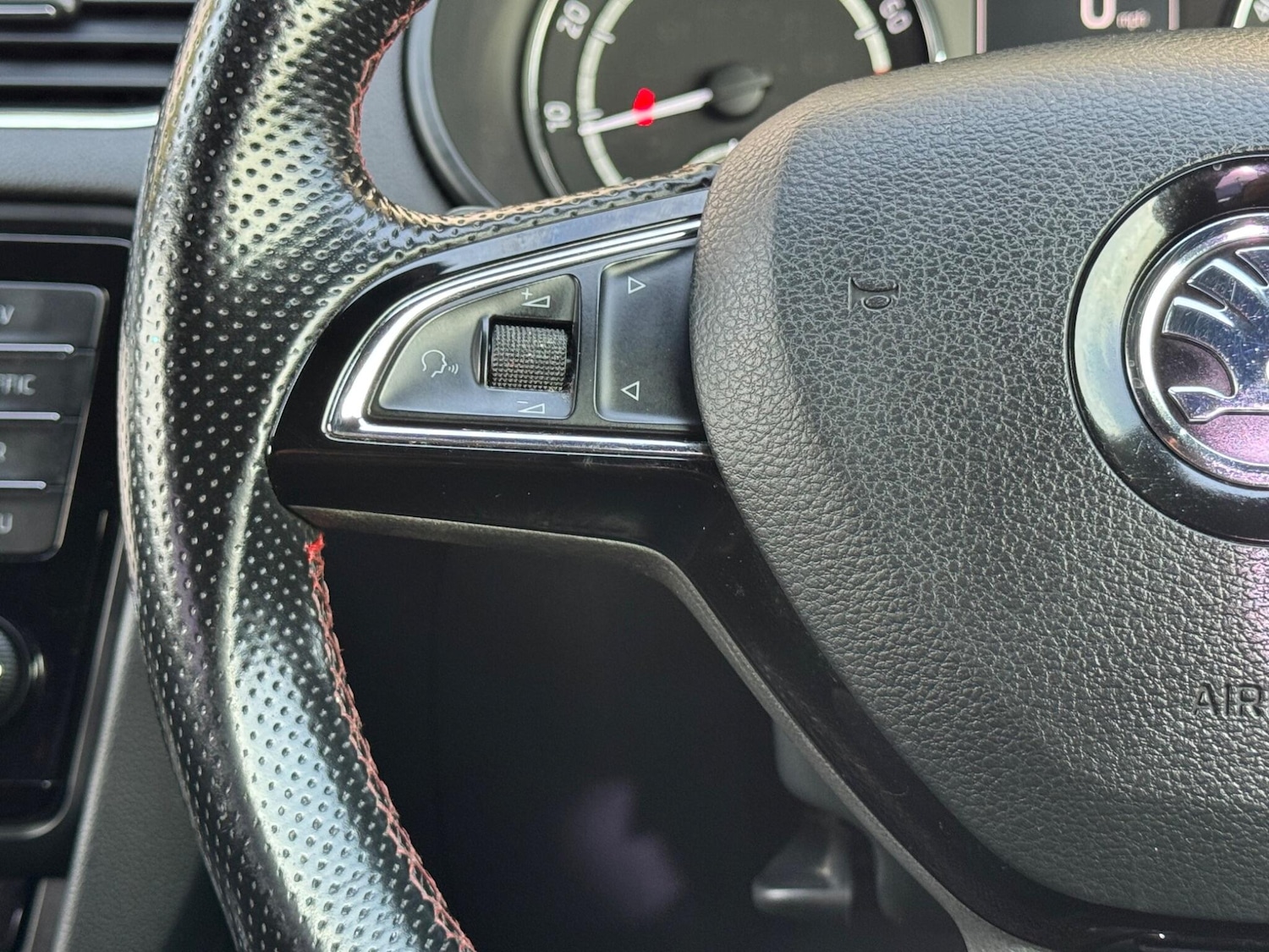 Used Skoda Octavia 2016 for sale - 76370834: Photo 29