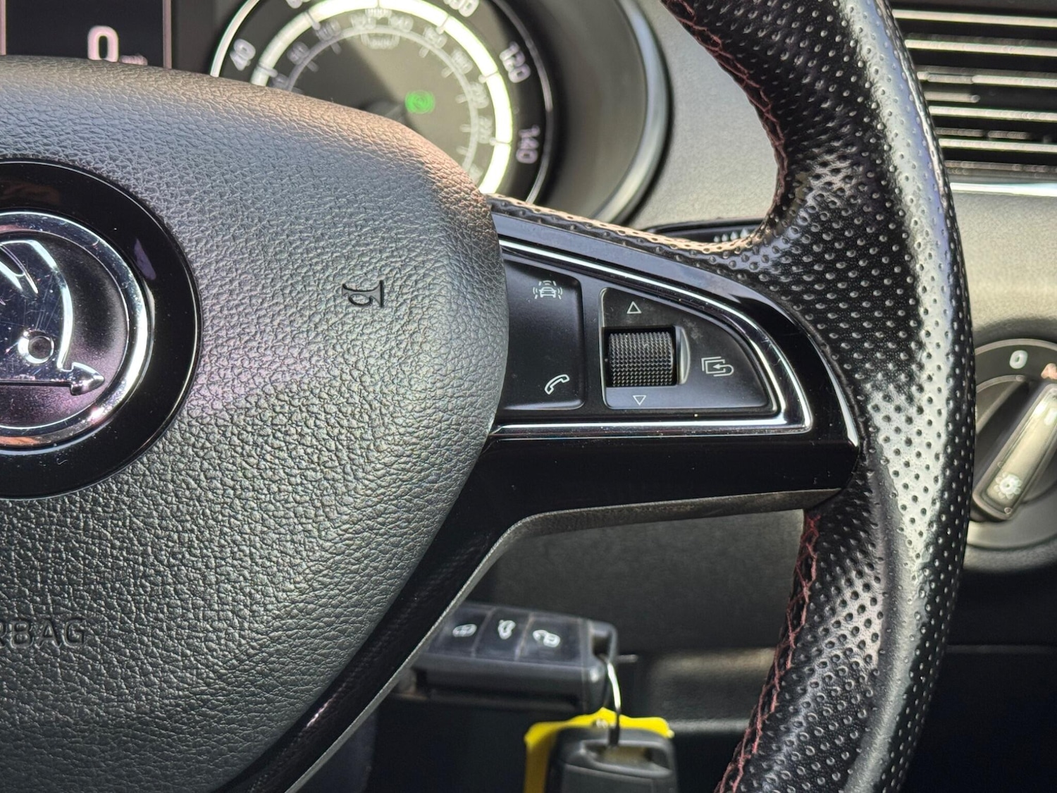 Used Skoda Octavia 2016 for sale - 76370834: Photo 30